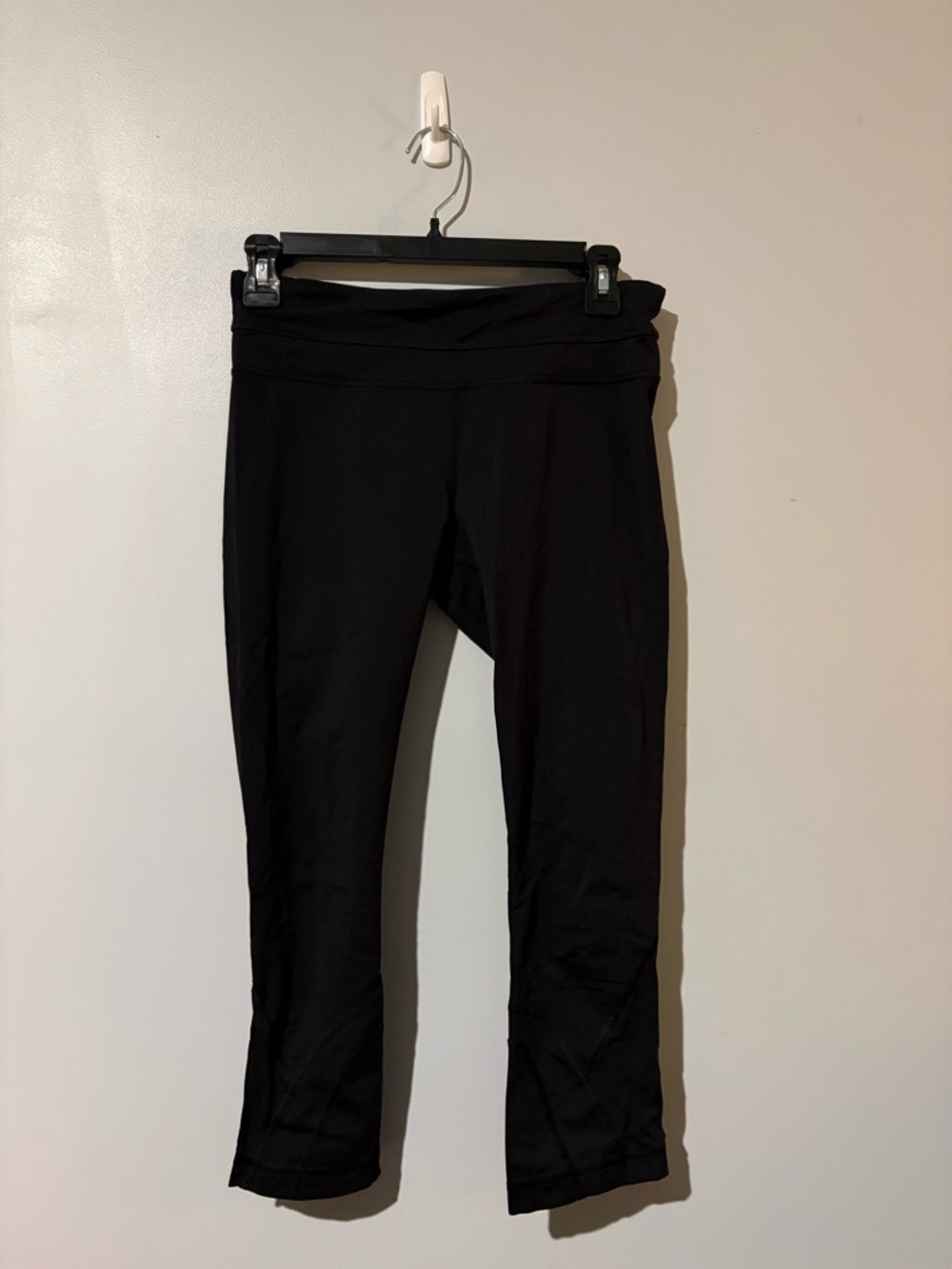 Lululemon Black High-Rise Capri Leggings